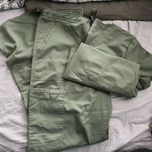 Womens Cherokee Scrub Set